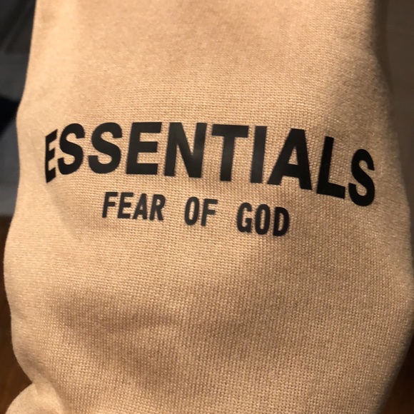 Essentials hoodie - Picture 2 of 3